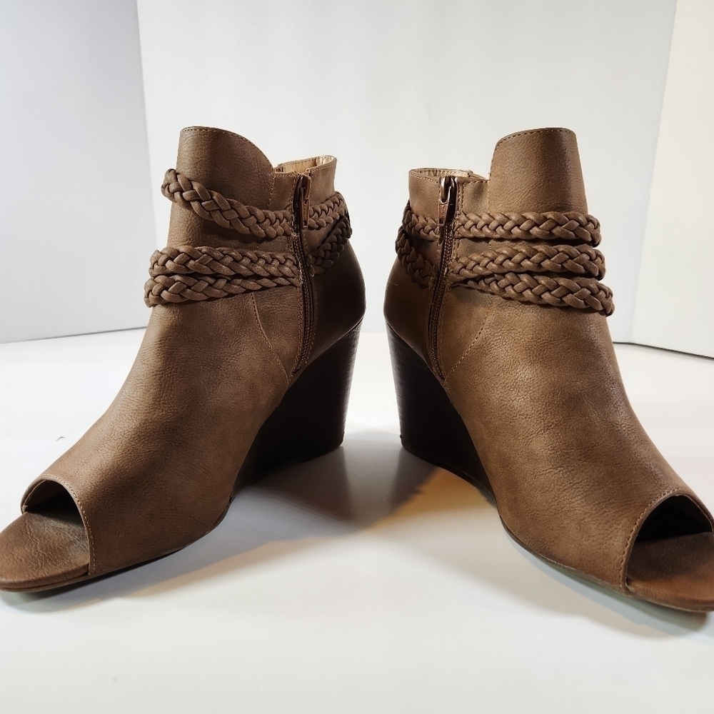 CATO Women's 11W Brown Peep Toe Side Zip Wedge Ankle Booties Brown - Picture 5 of 12